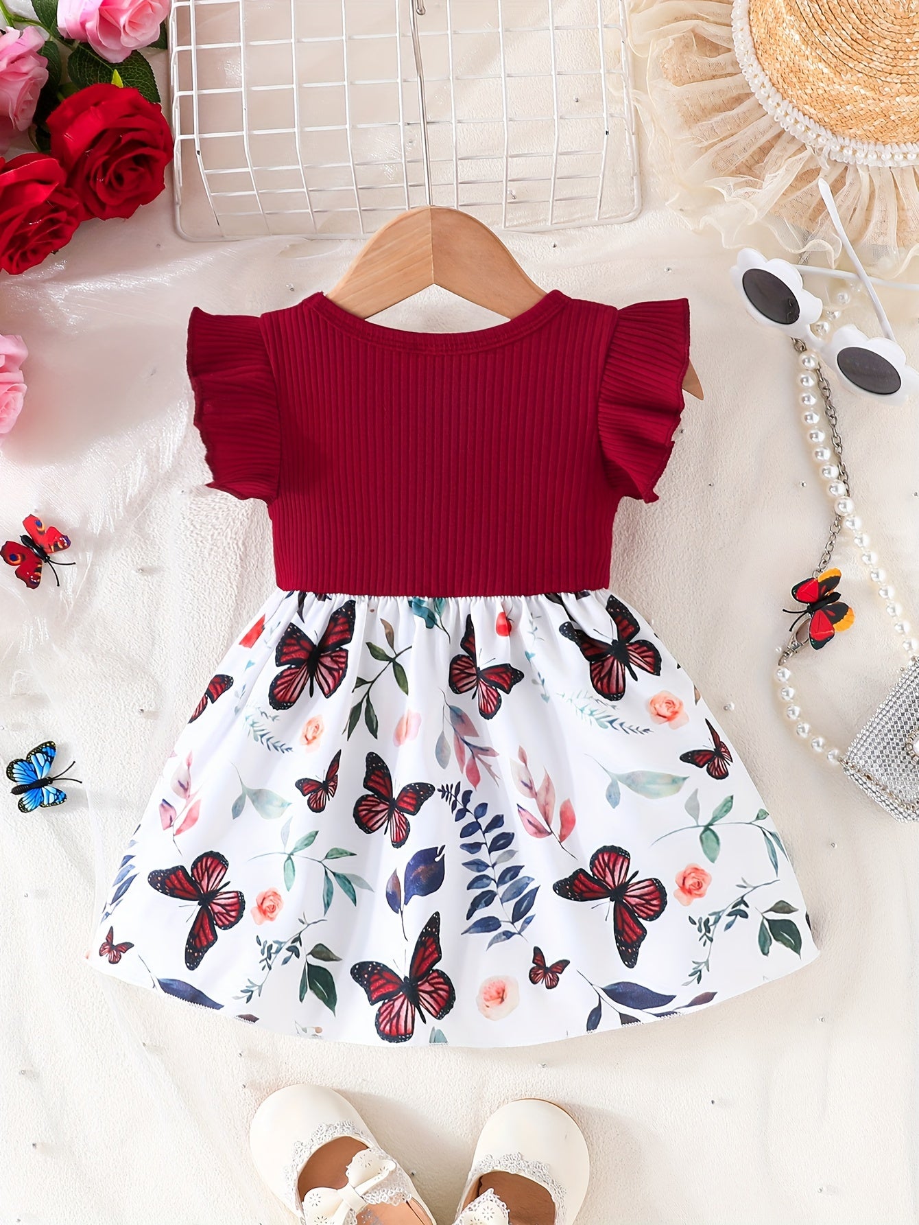 Baby's Cartoon Butterfly Leaves Pattern Dress: The Perfect Holiday Gift for Toddler Girls