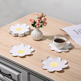 10pcs, Daisy Flower Disposable Plate, Paper Plate, Party Dinner Daisy Food Tray, Daisy Party Dessert Plate, Suitable For Summer Spring Wedding Birthday Bride Disposable Tableware, Sunflower Flower Paper Disposable Small Daisy Coaster