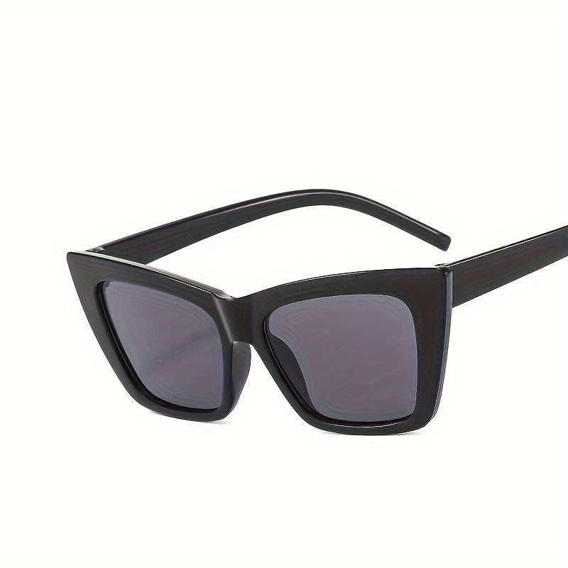 Chic Black Frame Fashion Glasses: Anti-Glare Sun Shades for Women for Driving, Beach, and Travel