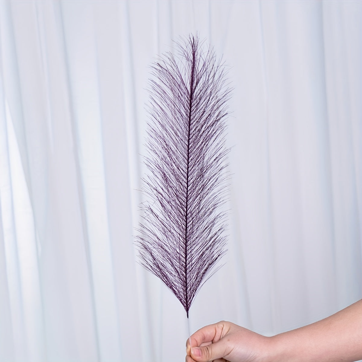 Bohemian Elegance: Set of 5 Artificial Pampas Grass