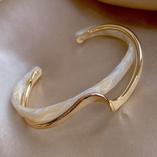 18K Gold Plated Wave Shape Cuff Bangle Inlaid Faux Pearl, Women's Minimalist Style Jewelry