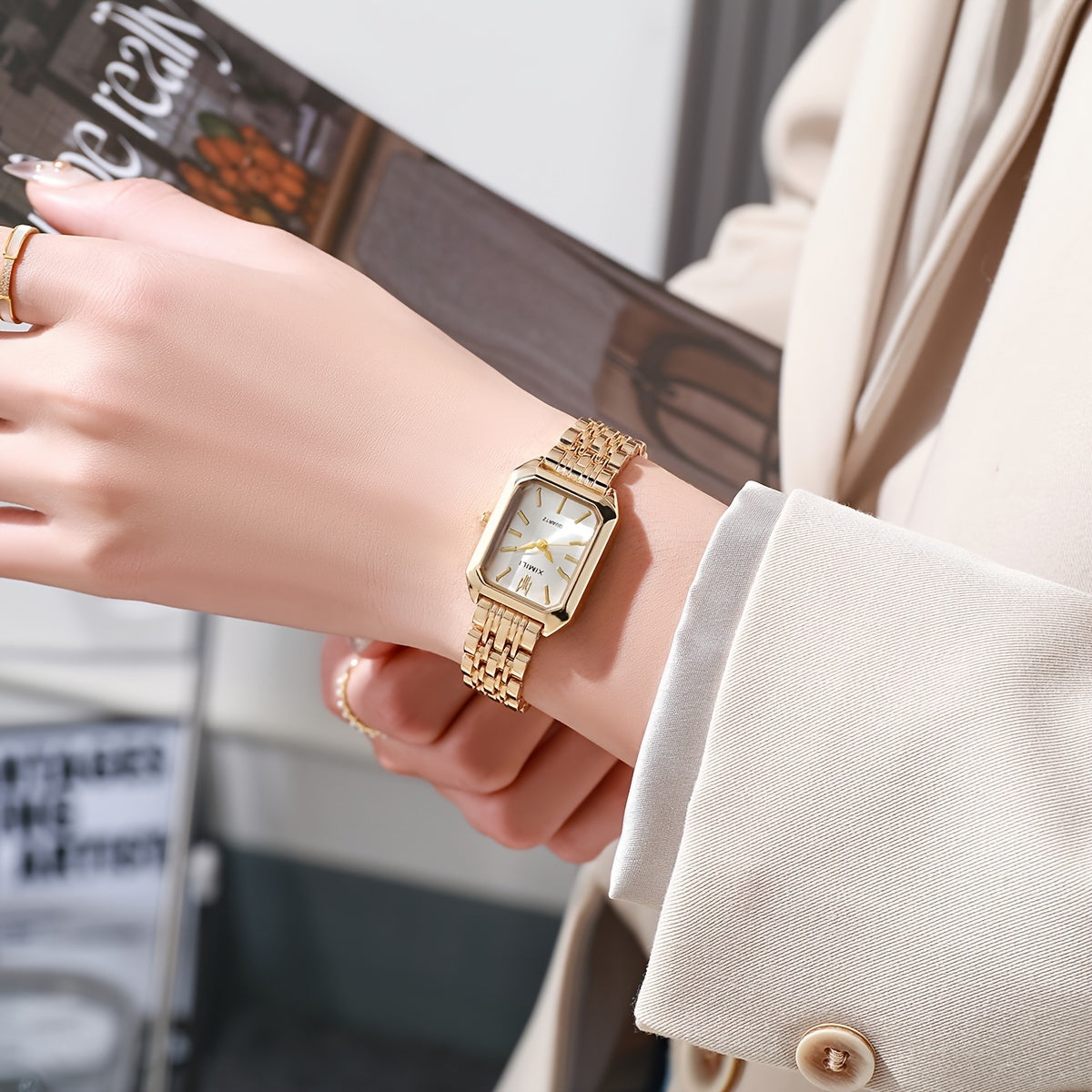 Golden Elegance: Women's Luxury Business Quartz Watch for Daily Fashion