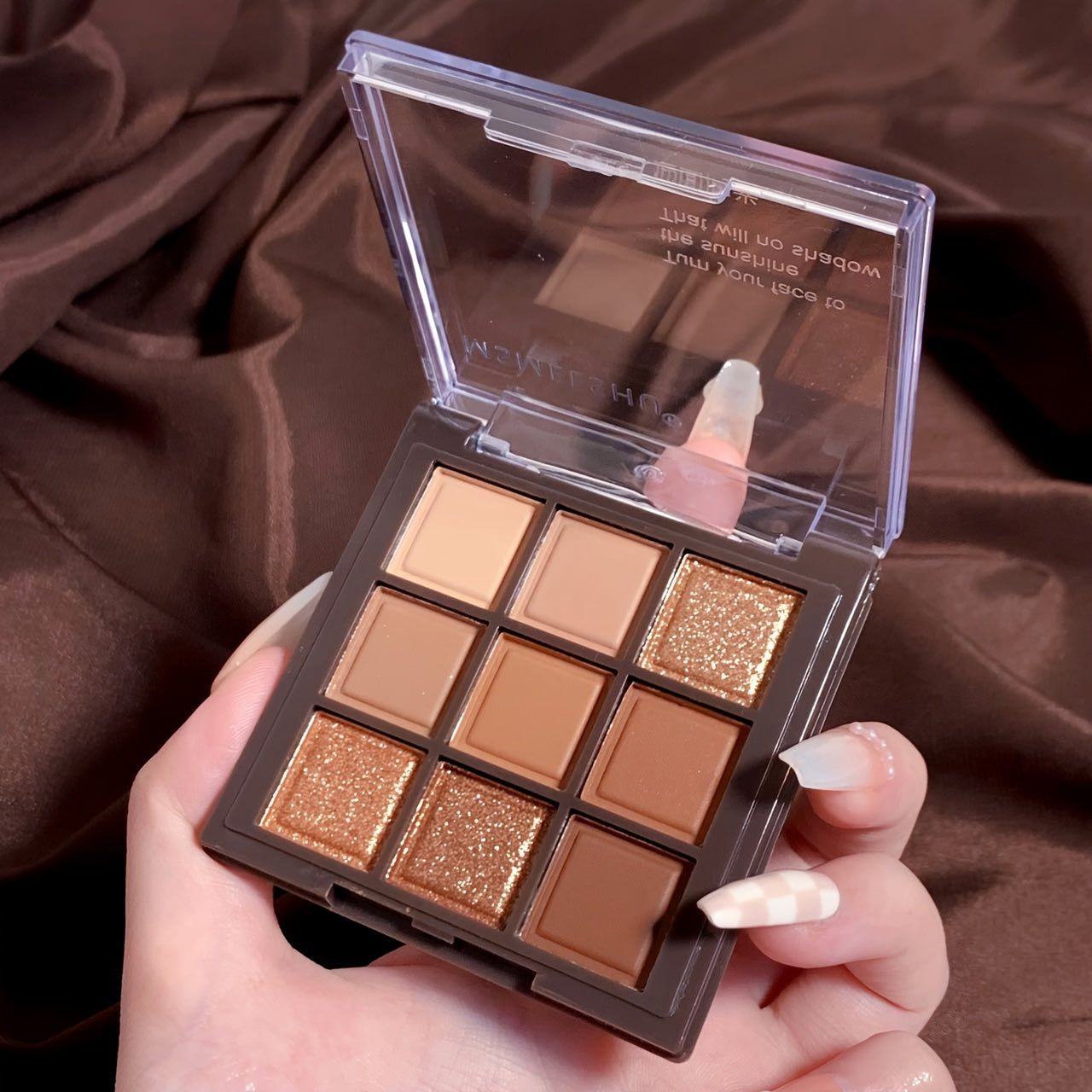 Chocolate Eyeshadow Palette: Natural Nude Matte