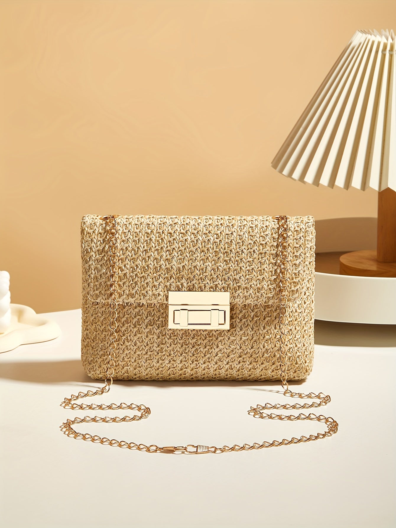 Stylish Women's Straw Crossbody Bag: Chic Design with Detachable Chain Strap and Phone Pocket