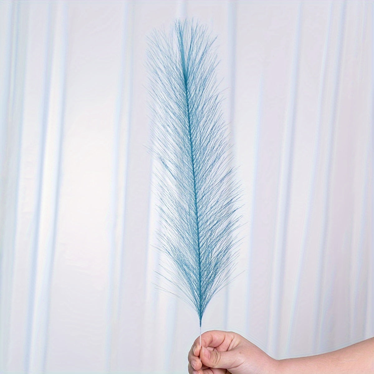 Bohemian Elegance: Set of 5 Artificial Pampas Grass