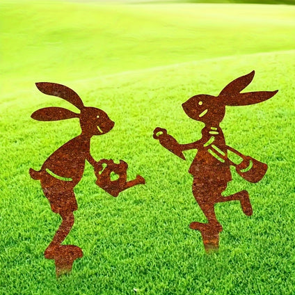 1pc Rustic Metal Rabbit Pulling Carrot & Watering Can Garden Stake, Artistic Outdoor Yard Decor, For Flower Pots & Vegetable Garden Decoration