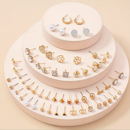 30 Pairs Set Of Mini Leaf Butterfly Love Rhinestone Small Flower Design Stud Earrings Elegant Sexy Style For Daily Wear