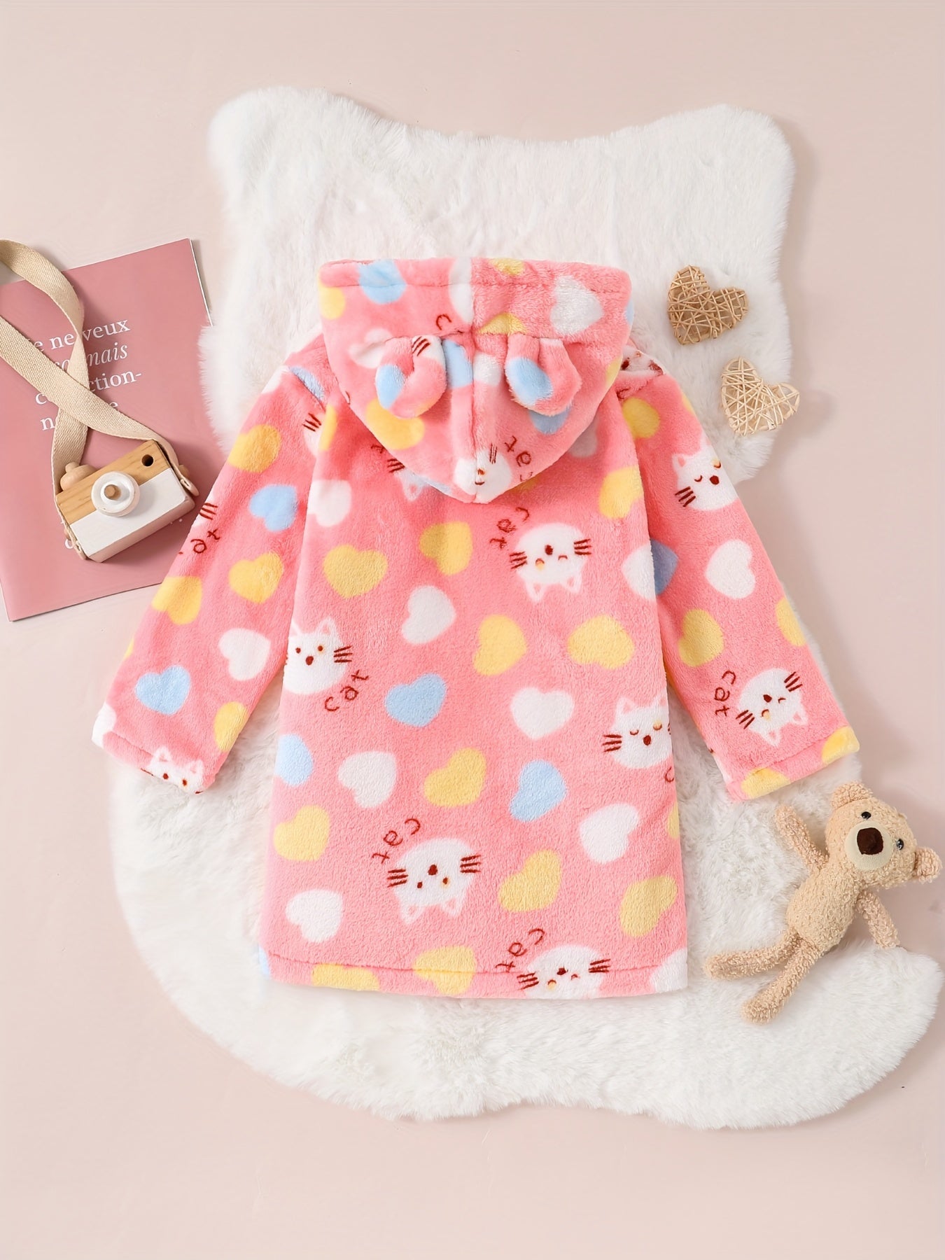 2023 New Flannel Children's Cute Animal Pattern Allover Hooded Bathrobe: Adorable Home Clothes for Boys and Girls