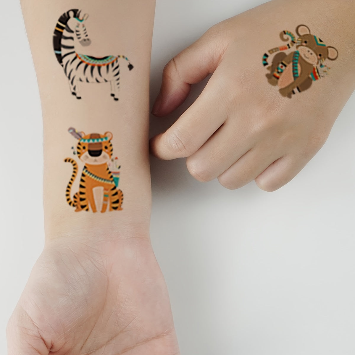 10 Sheets 113 Patterns Cartoon Animal Temporary Tattoo Stickers Cute Elephant Zebra Giraffe Tiger Lion Rhino Patterns Party Festival Birthday Gift Decoration Body Art Tattoo Stickers Waterproof Lasting For 25 Days