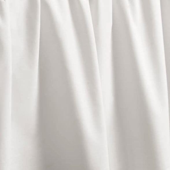 Laura Ashley | Solid Collection | Luxury Premium Hotel Quality Bedskirt, Easy Fit, Anti Wrinkle & Fade Resistant, Stylish Design for Home Décor, Queen, White