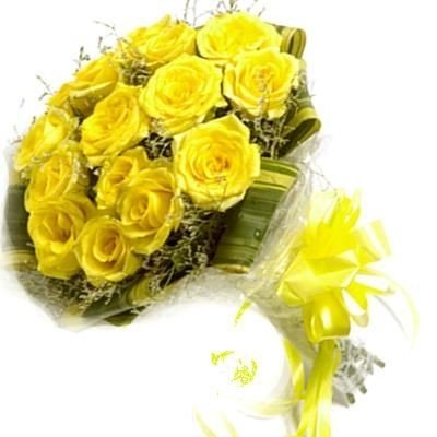 Floralbay Yellow Roses Bouquet Fresh Flowers in Cellophane Wrapping (Bunch of 20)