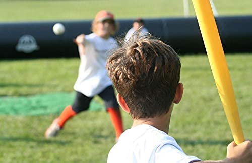 WIFFLE® Ball U.S.A Set - 32" Bat with Red, White, and Blue Official Balls - 4 Pack Now Includes Our Dare to Soar® Wristband!