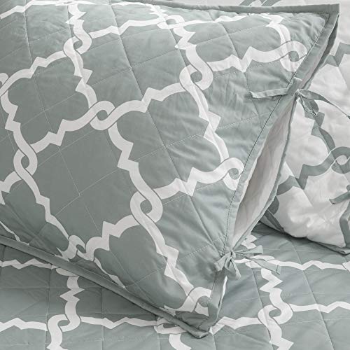 Madison Park Essentials Merritt Reversible Daybed Cover-Fretwork Print, Diamond Quilting All Season Cozy Bedding with Bedskirt, Matching Shams, Decorative Pillow, 75"x39", Grey 6 Piece