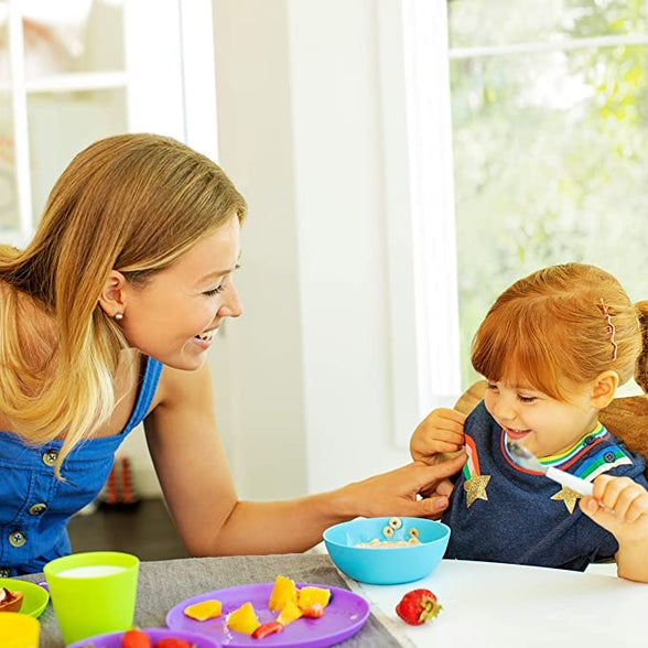 Munchkin Children's Plate Set (4 Pieces) BPA Free, Microwave and Dishwasher Safe