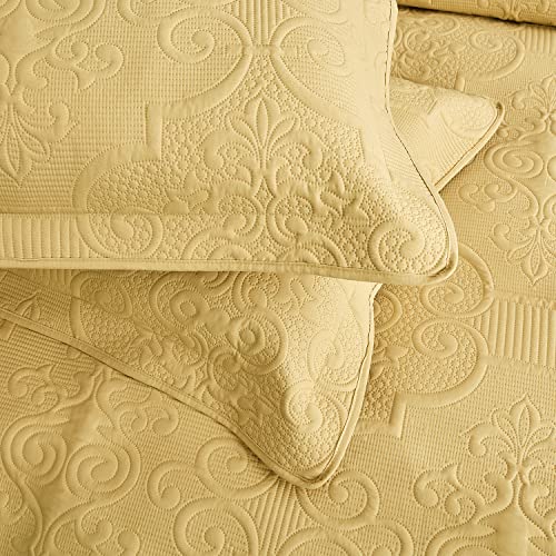 CHIXIN King Size Quilt Set - Damask Paisley Pattern - Lightweight Bedspread, Ultrasonic Quilting Coverlet, Reversible Bedding Cover for All Season, 3 Piece, Honey Gold