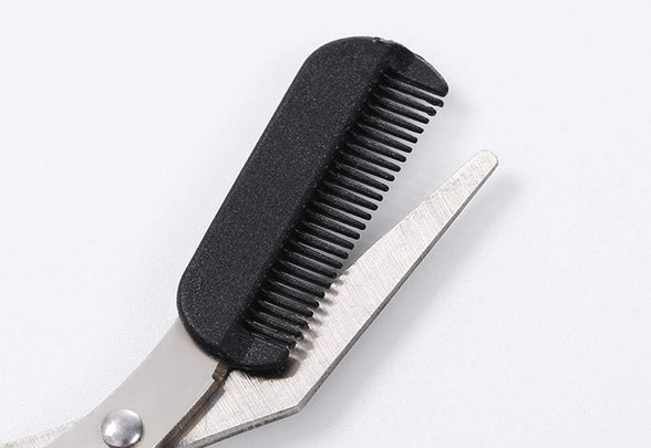 2Pcs Curved Eyebrow Trimmer Eyebrow Shear Scissors Eyelash Hair Scissors Cutter Remover Tool Eyebrow Grooming Tool With Comb and Non Slip Finger Grips for Women Men Makeup Eyebrow Eyelash Trimming