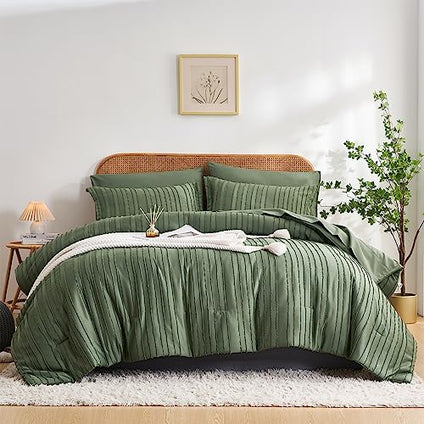 WURUIBO Queen Comforter Set,7 Pieces Bed in a Bag Green Tufted Comforters Queen Size,Stripe Textured Soft Microfiber All Season Bedding Set(Green,Queen)
