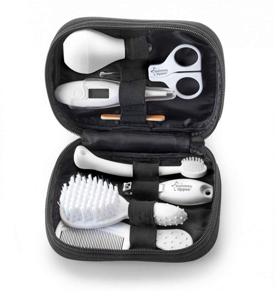Tommee Tippee 42301281 Closer To Nature Healthcare & Grooming Kit
