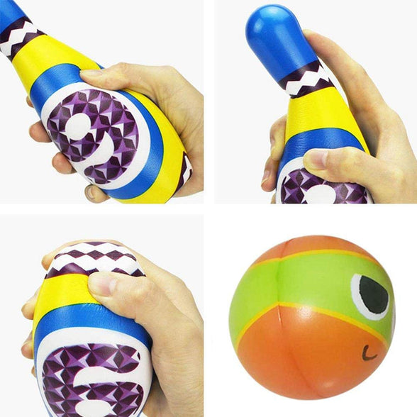 Foonee Kid's Plastic Bowling Game with 10 Pins and 2 Balls