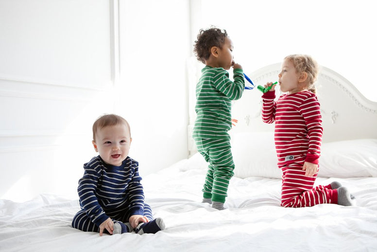 VAENAIT BABY 12-18 Months Kids Boys Girls Unisex Toddler Colorful Stripe/Simple Sleepwear Pajama 2pcs Set