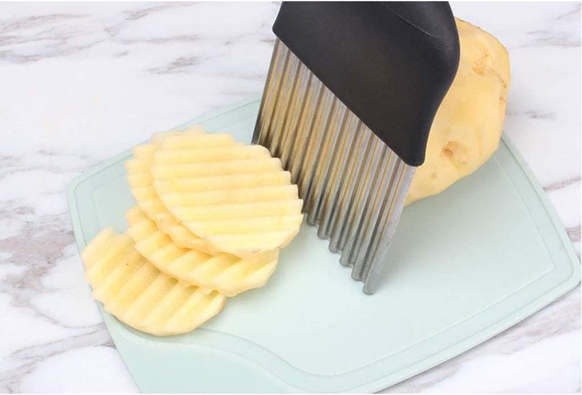 DELFINO Stainless Steel Crinkle Cutter Potato Chips Cutter Vegetable Wavy Blade Cutter French Fries Chips Chopping Knives for Chopping Potato Vegetable Fruit Waffle Fries (Black)