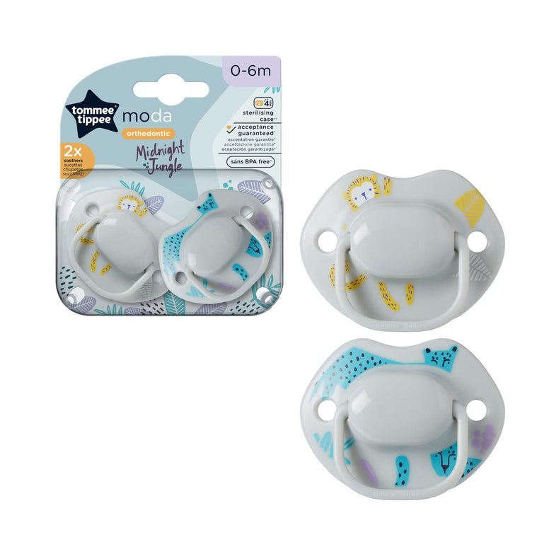 Tommee Tippee Moda Soothers for Newborns, Symmetrical Orthodontic Design, BPA-Free Silicone Baglet, Includes Steriliser Box, 0-6m, Pack of 2, OffWhite