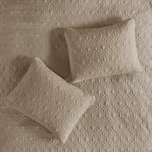 Madison Park Quebec Split Corner Quilted Bedspread, Queen (3-Piece)