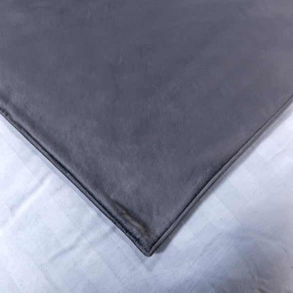 Mengersi Solid Velvet Bed Runner Scarf Protector Slipcover Bed Decorative Scarf for Bedroom Hotel Wedding Room (King, Gray)