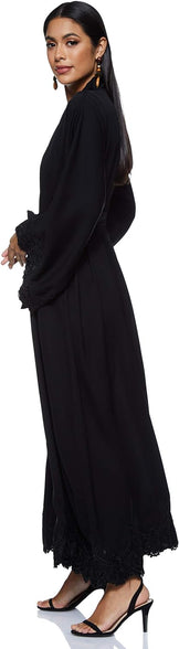 Nukhbaa Women's Abaya, Black