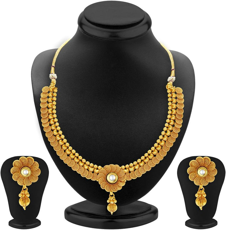Sukkhi Floral Gold Plated Wedding Jewellery Kundan Choker Necklace Set For Women (2550Ngldpp1800)