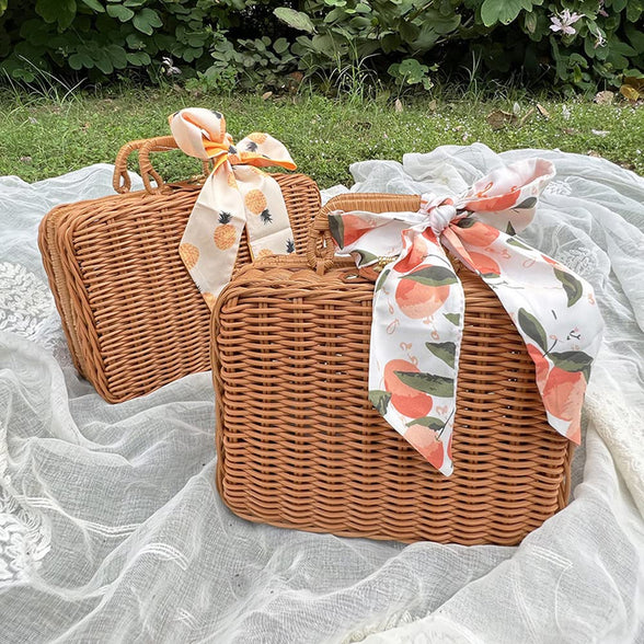 Imitation Rattan Picnic Basket,Storage Basket,Country Style Picnic Basket,Outdoor Picnic Basket For Picnics,Parties And BBQs Picnicware