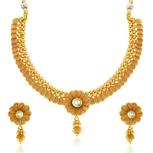 Sukkhi Floral Gold Plated Wedding Jewellery Kundan Choker Necklace Set For Women (2550Ngldpp1800)