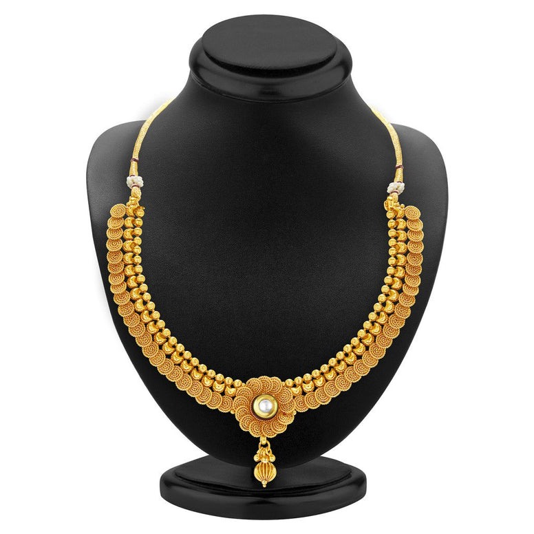 Sukkhi Floral Gold Plated Wedding Jewellery Kundan Choker Necklace Set For Women (2550Ngldpp1800)