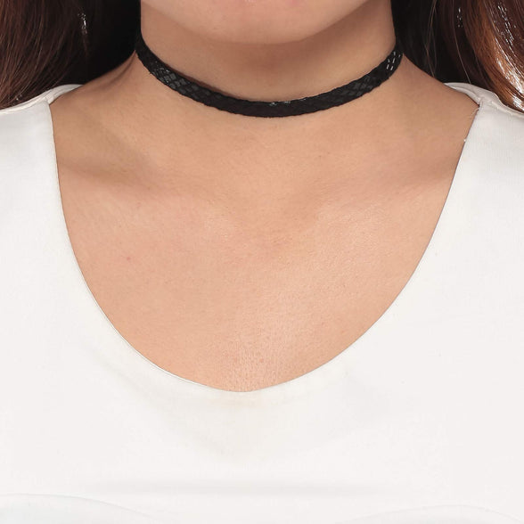 Alwan Snake Pattern Leather Choker Necklace for Women - EE3733NA