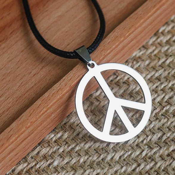 2 pcs/Bag Stainless Steel Peace Sign Pendant Necklace Hippie Party Dressing Accessories for Women and Men