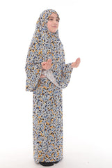 Prayer Set for Muslim Girls, Two Pieces Set Skirt and Scarf, with a Prayer Rug and Rosary, Suitable for 5 to 12 Years