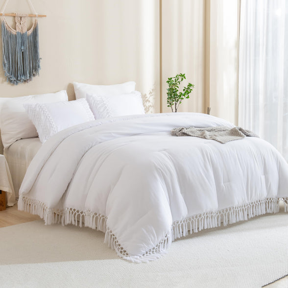 Andency White Comforter Set California King, 3 Pieces Boho Tassel Lightweight Summer Soft Bedding Comforter Sets for King Bed, All Season Fluffy Fringe Bed Set (104x96In Comforter & 2 Pillowcases)