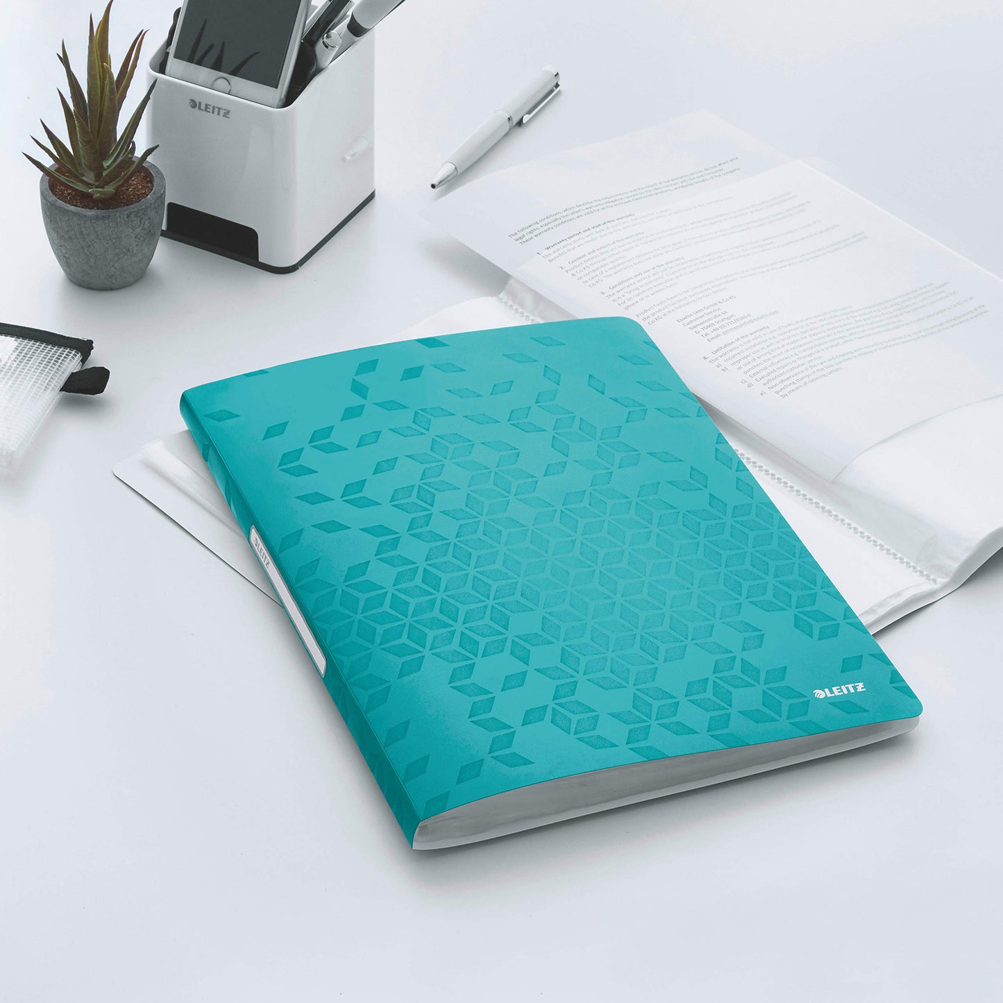 Leitz Wow Pp Display Book A4 40 Pockets Turquoise