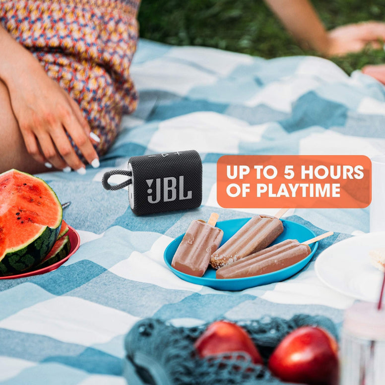 JBL Go 3 Portable Waterproof Speaker with Pro Sound, Powerful Audio, Punchy Bass, Ultra-Compact Size, Dustproof, Wireless Bluetooth Streaming, 5 Hours of Playtime - Blue, JBLGO3BLU