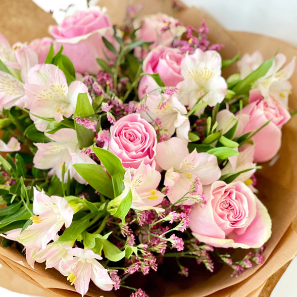 Pink N White Fresh Flower Bouquet Delivery Dubai