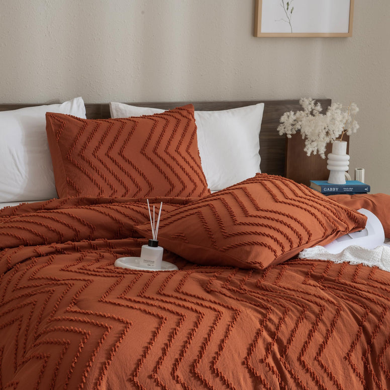 Andency Burnt Orange Comforter for Queen Size Bed, 3 Pieces Terracotta Boho Fall Chevron Bedding Comforter Set (1 Tufted Comforter & 2 Pillowcases), Lightweight Rust Microfiber Bed Set for All Seaon