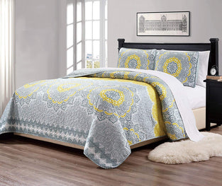 Linen Plus King/California King 3pc Over Size Quilted Bedspread Floral Medallion Yellow Coastal Plain/Gray Green New