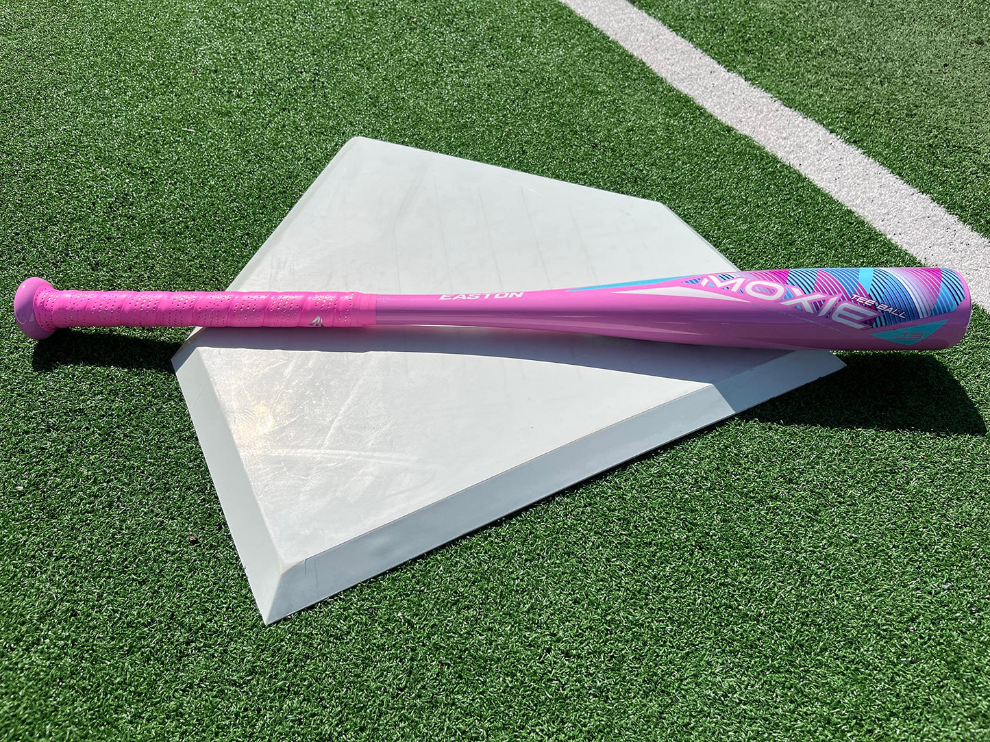 Easton | Moxie T-Ball Bat | USA | 26" | -13 | Pink